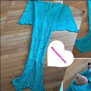 NWOT Mermaid Blanket.